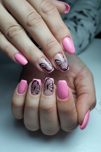 Butterfly Wing Medium Gel X Nails